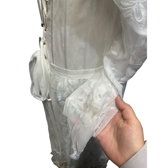 V. Chapman Carmella Long-Sleeve Ruffled Chiffon Maxi Dress - Picture 9 of 15